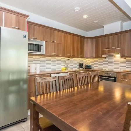 4 Seasons B 2 By Interhome